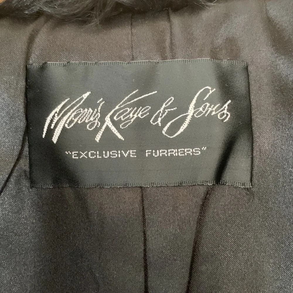 Vest - Picture 7 of 8